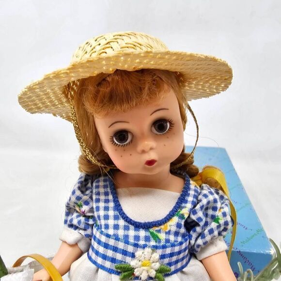 MADAME ALEXANDER 14647 REBECCA OF SUNNYBROOK FARM 8" DOLL 1996 IN BOX W/ STAND - Picture 5 of 10